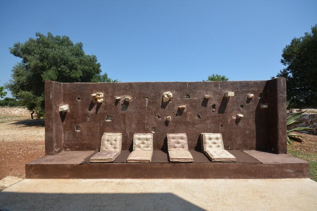 Veranda coperta attrezzata vicino la cucina